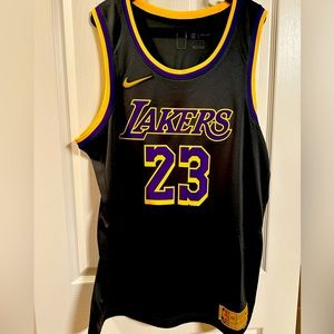 Mens Lebron James Jersey XL